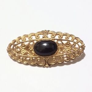 Gold Tone Filigree and Black Cabochon Vintage Bar Pin Brooch